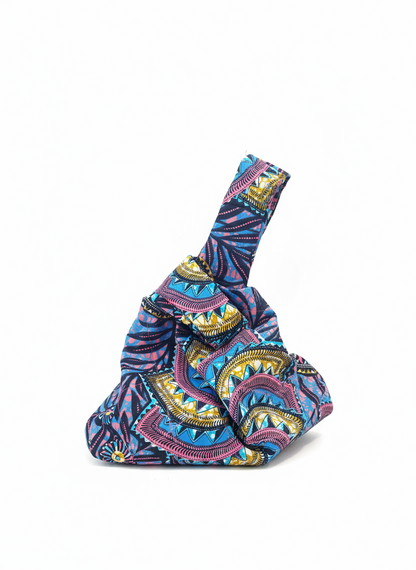 Reversible quilted tote