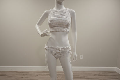 3-Piece Crochet Swimsuit Set with Pareo – Handmade Bikini Set – Luxury Beachwear | Comme à Paris